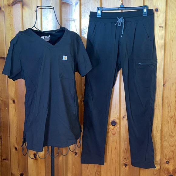 Carhartt Pants - Carhartt Women's Modern Fit Tuck-In Top/Slim Leg Pant size SM/MD black scrub set